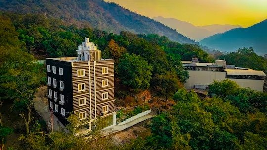 Hotel Celestial Ganges