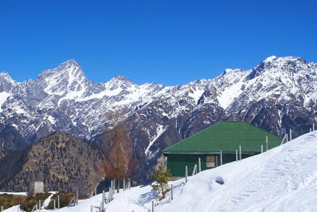 Auli, Nainital Tour Package 04N/05D