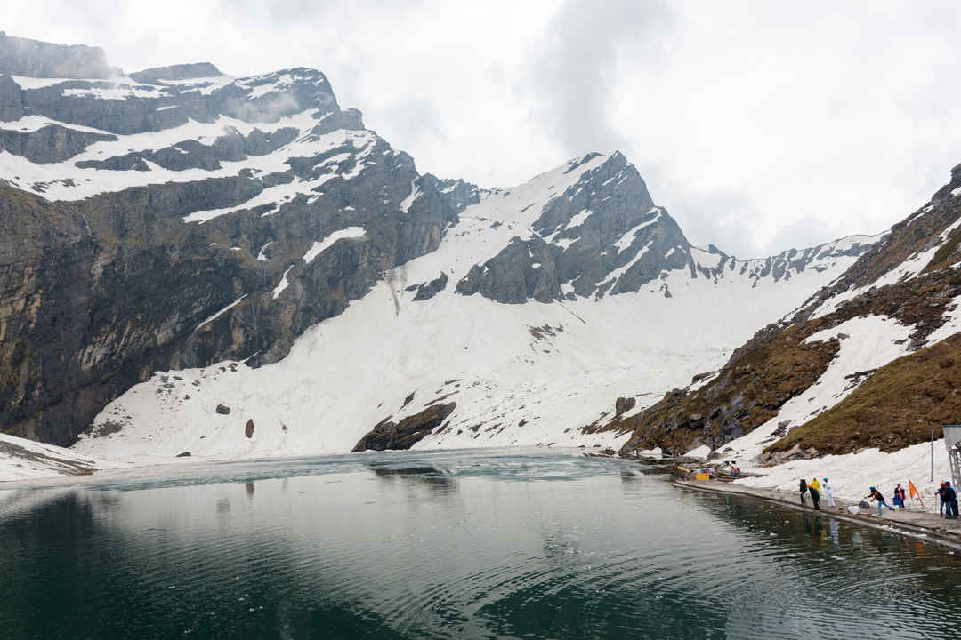 Perfect syncritism of nature and worship - VALLEY OF FLOWERS & HEMKUND SAHIB